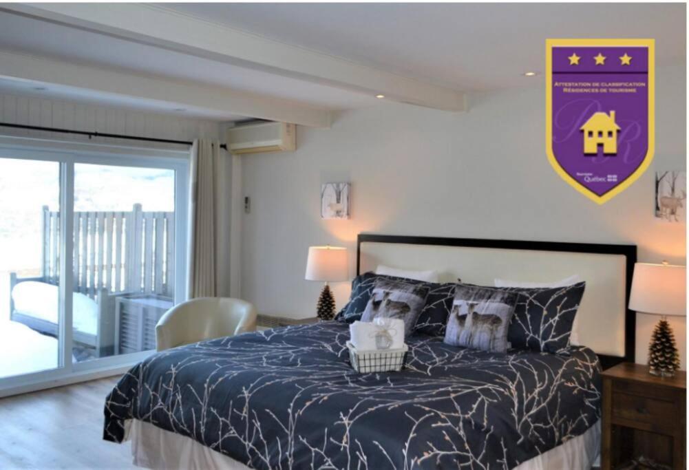 Beautiful With Superb Mountain View. Mont-Tremblant