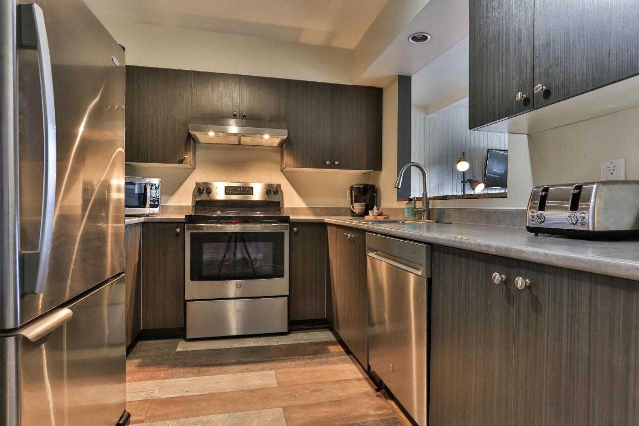 Amazing Lakemountain View 5min To Tremblant 491 Holiday home Mont-Tremblant