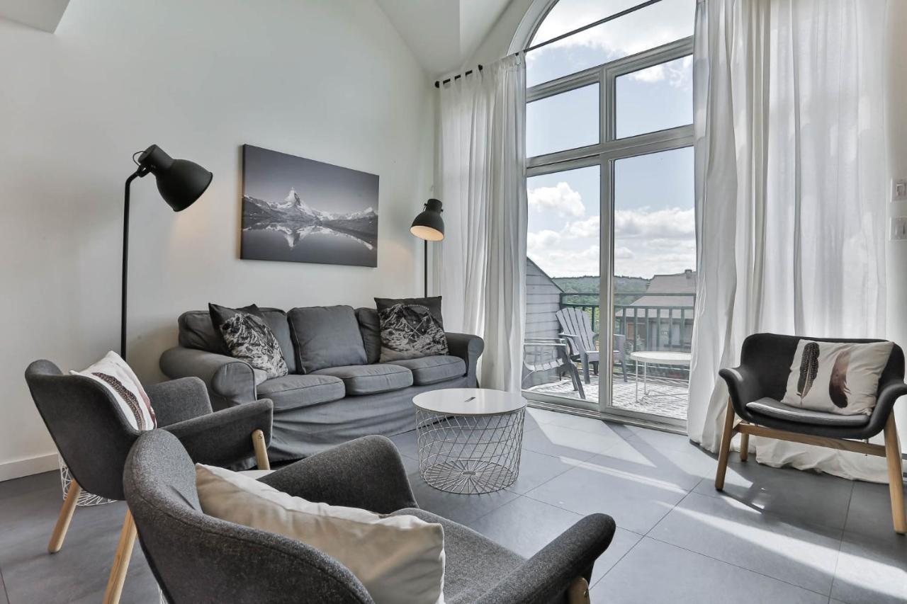 4 Storey Inout Mountain In Tremblant * Mont-Tremblant