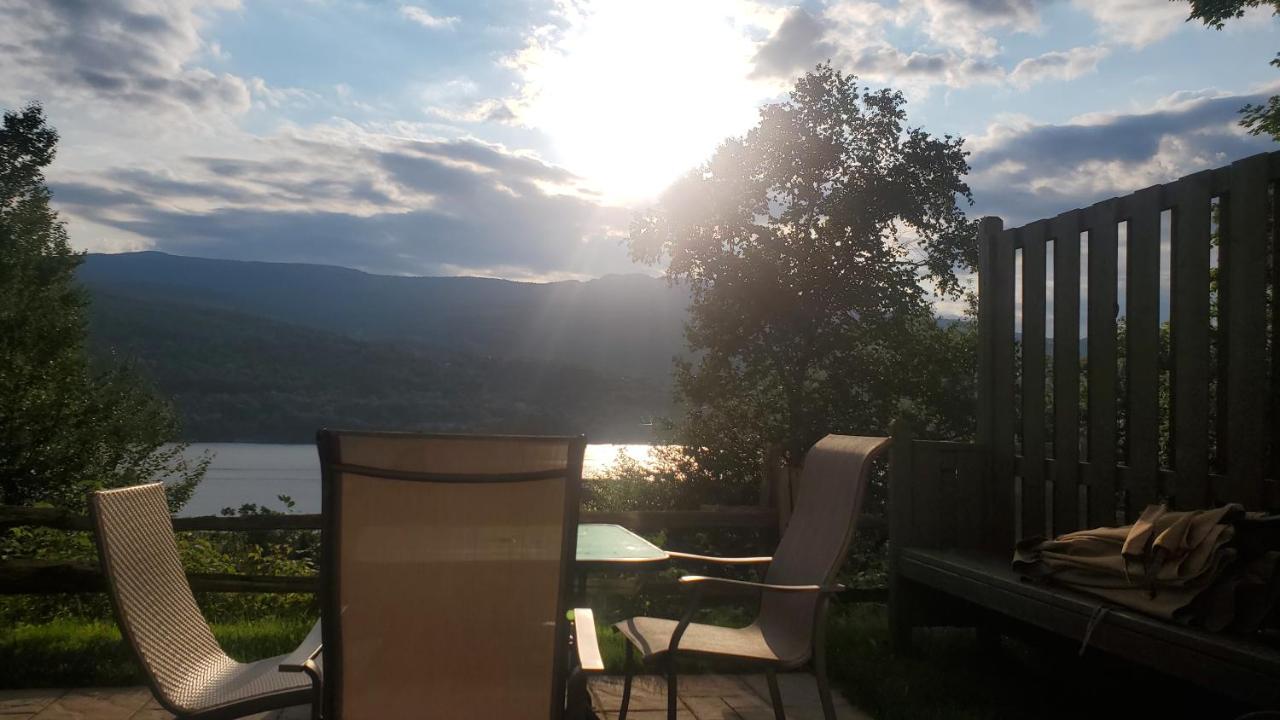 Beautiful With Superb Mountain View. Apartment *