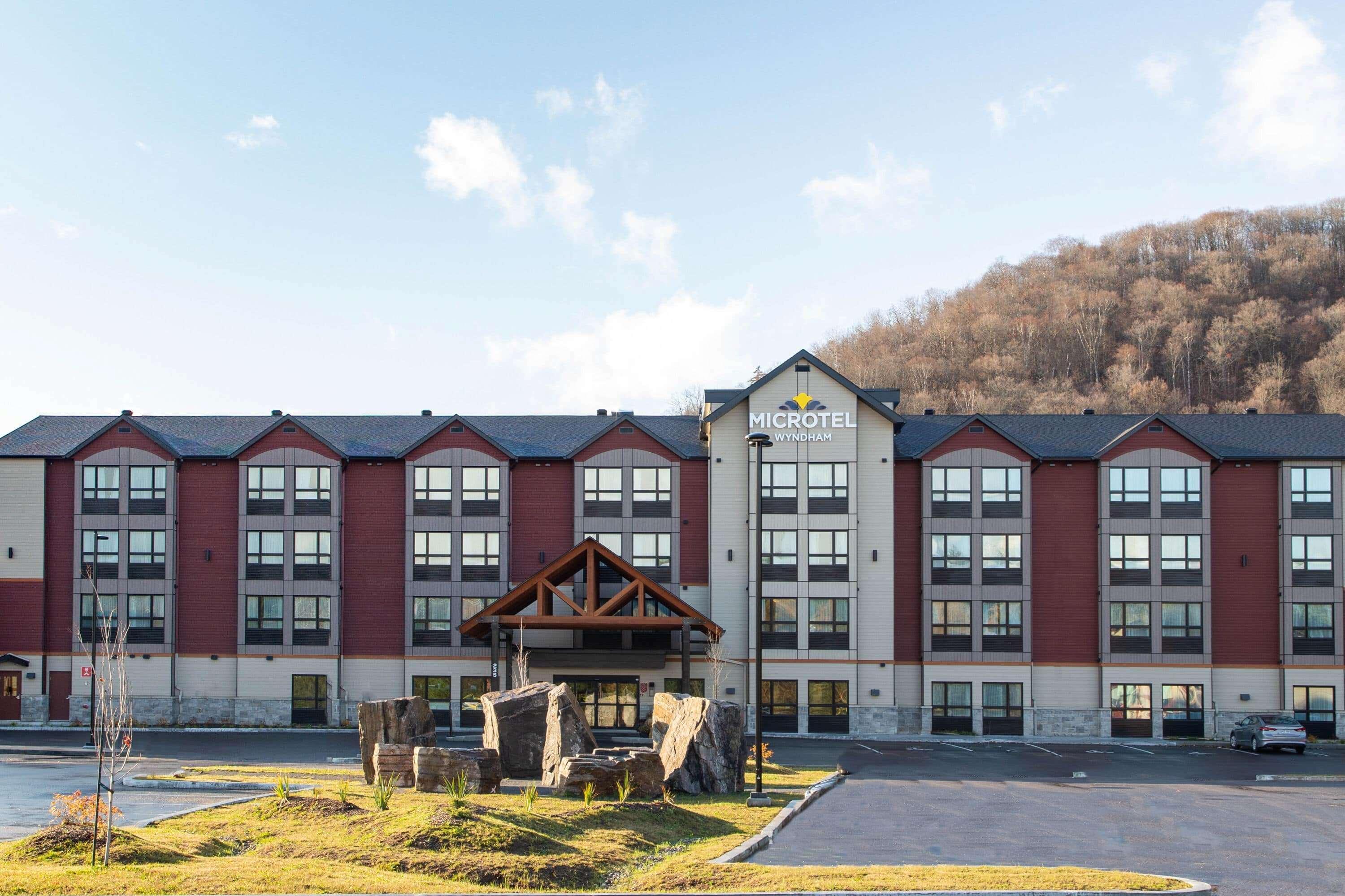 Microtel & By Wyndham Tremblant Mont-Tremblant