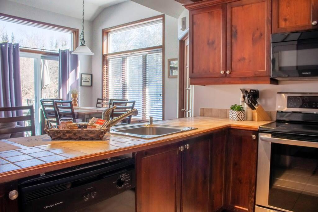 Townhouse In Tremblant Apartment Mont-Tremblant