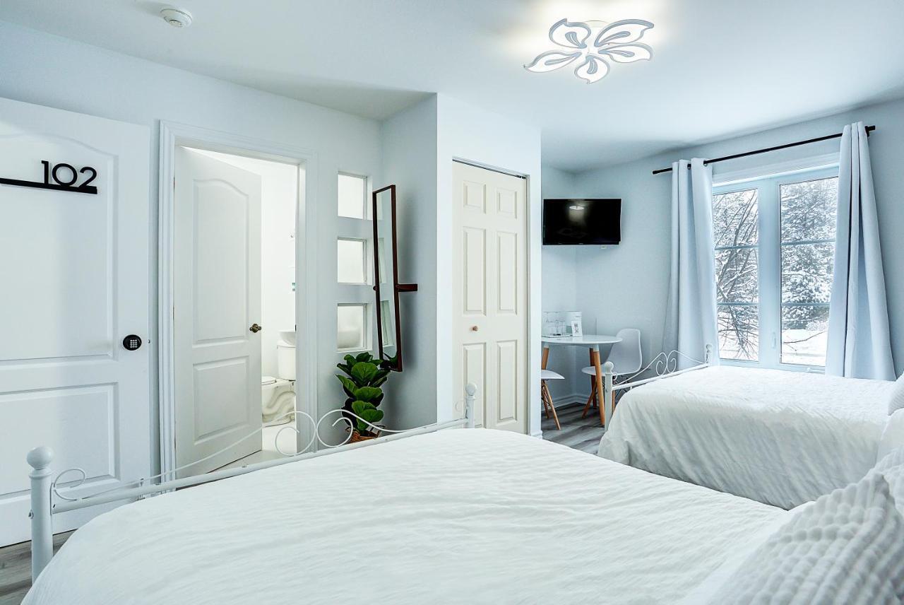 Le 900 Tremblant Cafe And Bistro Inn *