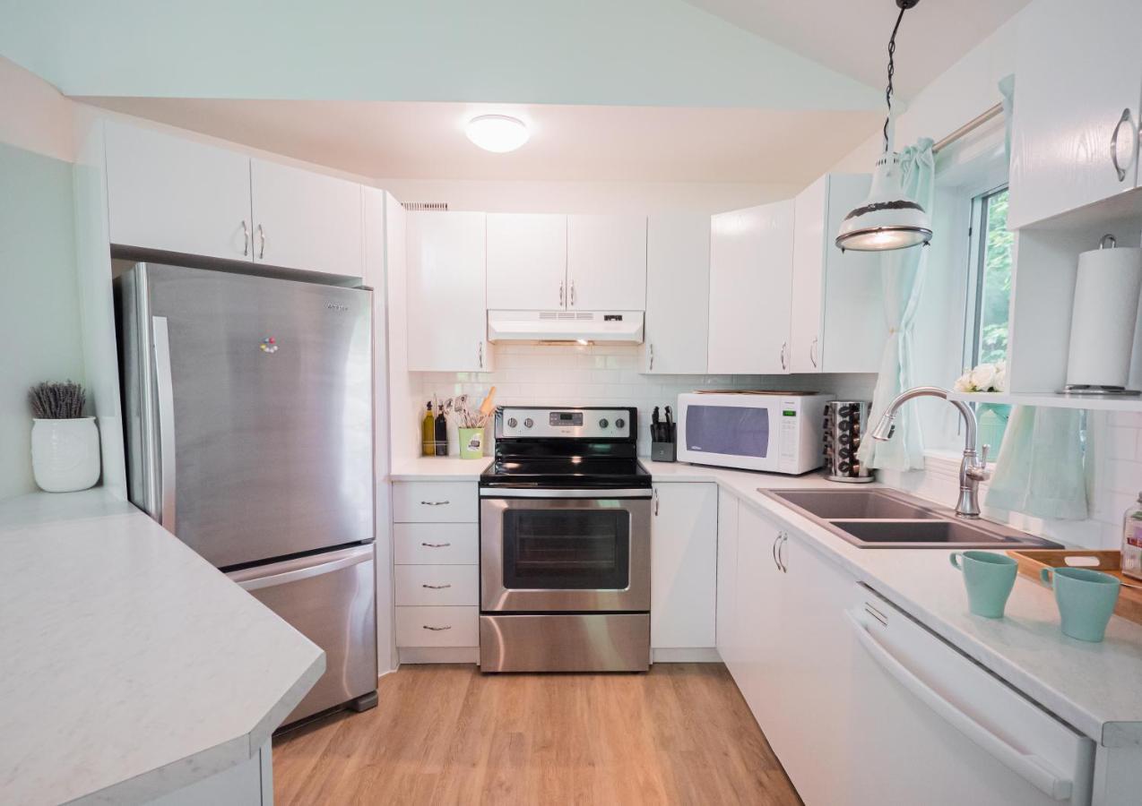French Countryside Chic 2-bedroom Chalet Chalet Mont-Tremblant