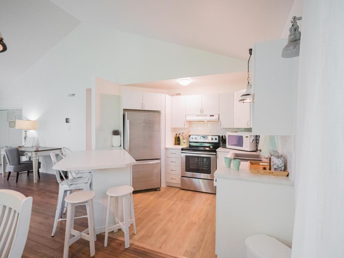Chalet French Countryside Chic 2-bedroom Chalet Mont-Tremblant