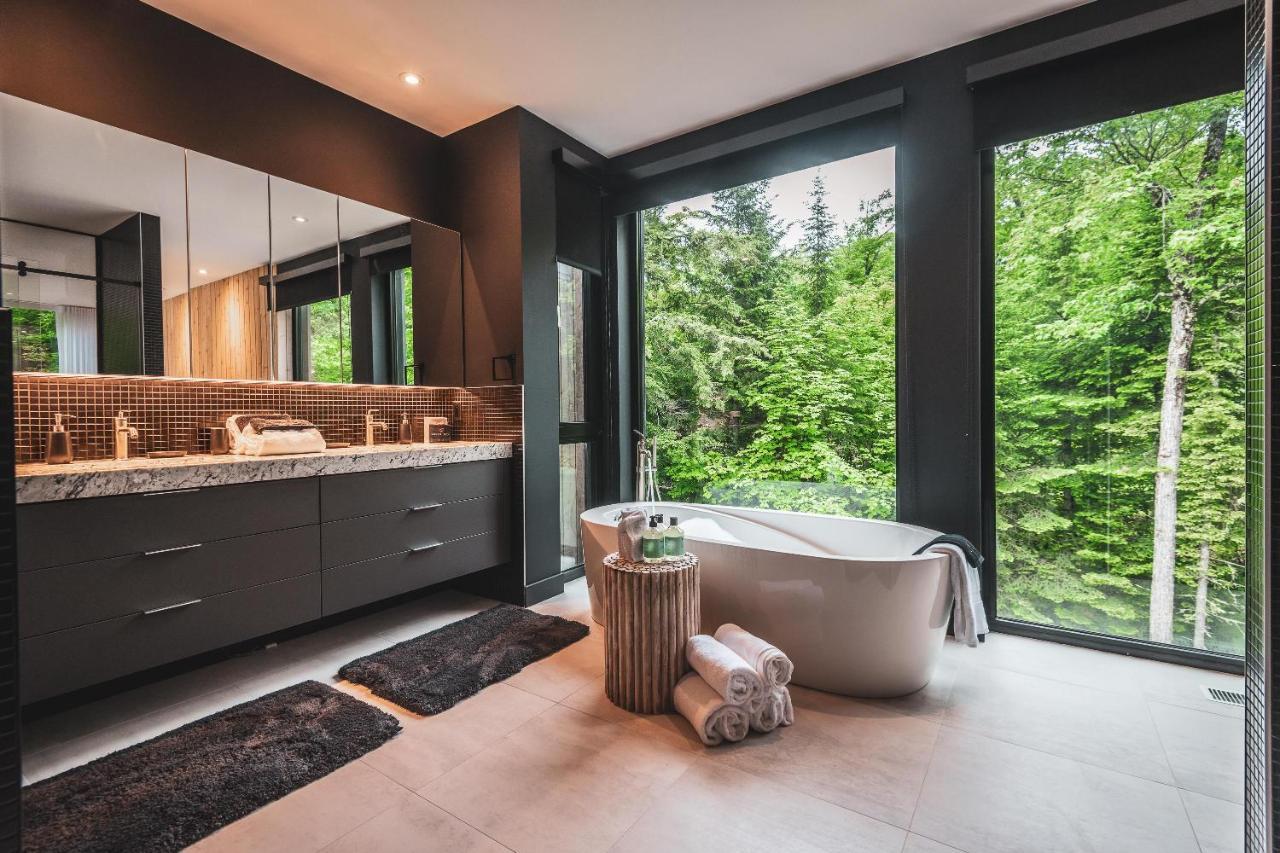 Chalet Luxurious Heaven Tremblant-4 Bdrs W Hottub Mont-Tremblant