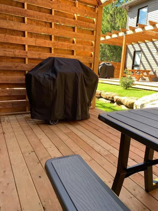 Jasmin Townhouse Moore, * Mont-Tremblant