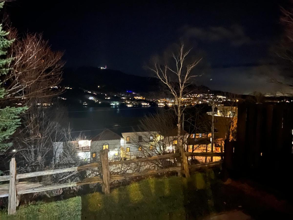 Apartment Front View On Lake Tremblant &mountain *