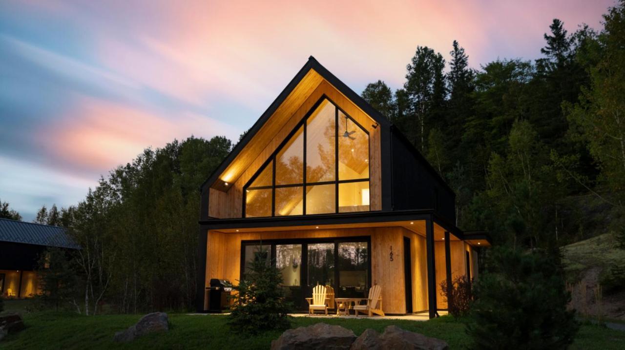 Snohaus 2 - Scandinavian Mountain Chalet * Mont-Tremblant