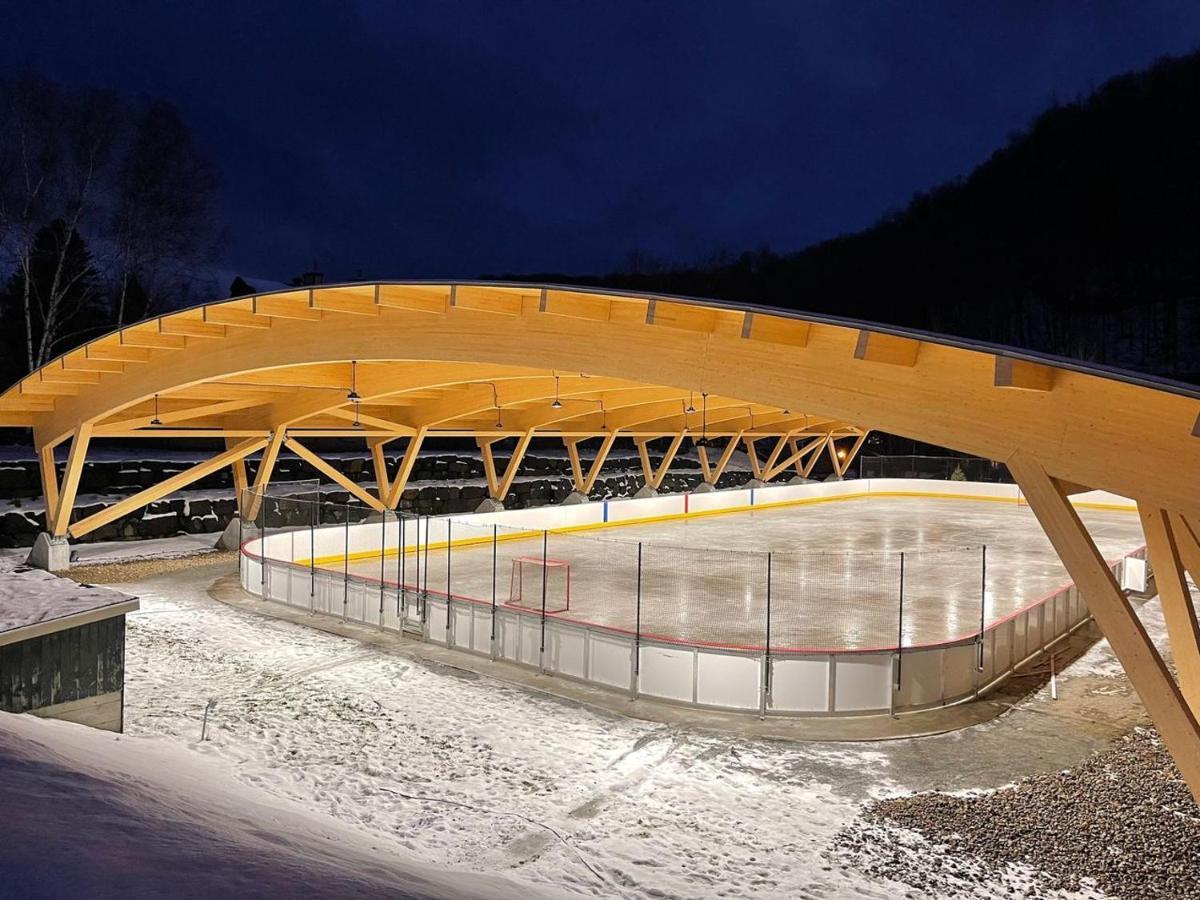 Tremblant-les-eaux Chalet *