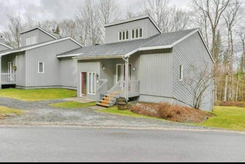 Holiday home The Sunny Half Croissant Mont-Tremblant