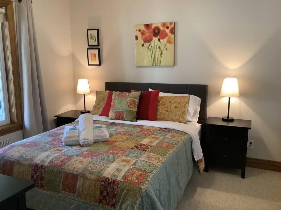 Apartment On Golf Near Bike Trail W/ 2 Bdrm 2 Bath Mont-Tremblant