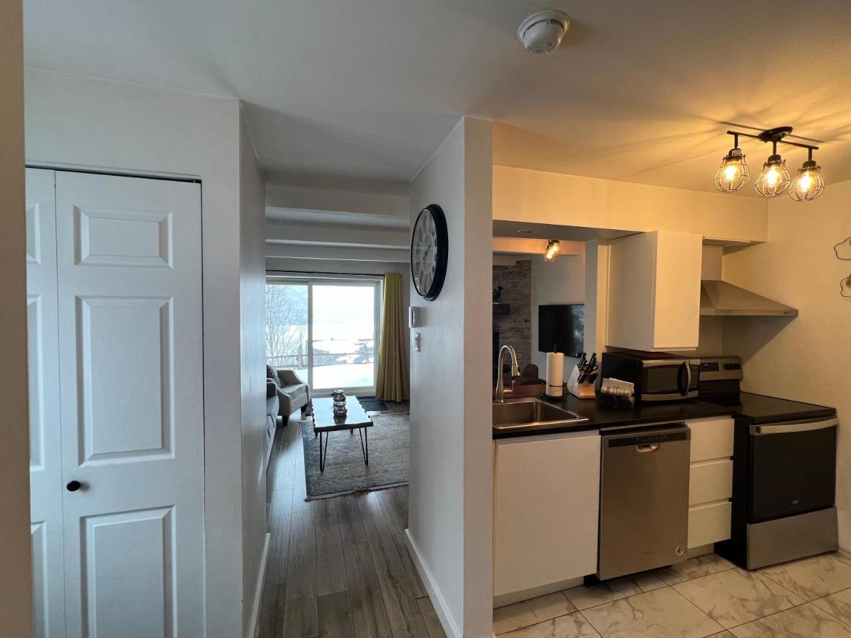 Front View On Lake Tremblant &mountain Apartment Mont-Tremblant