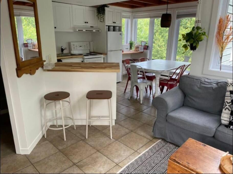 Tremblant Village Retreat!steps To Hill & Trails *