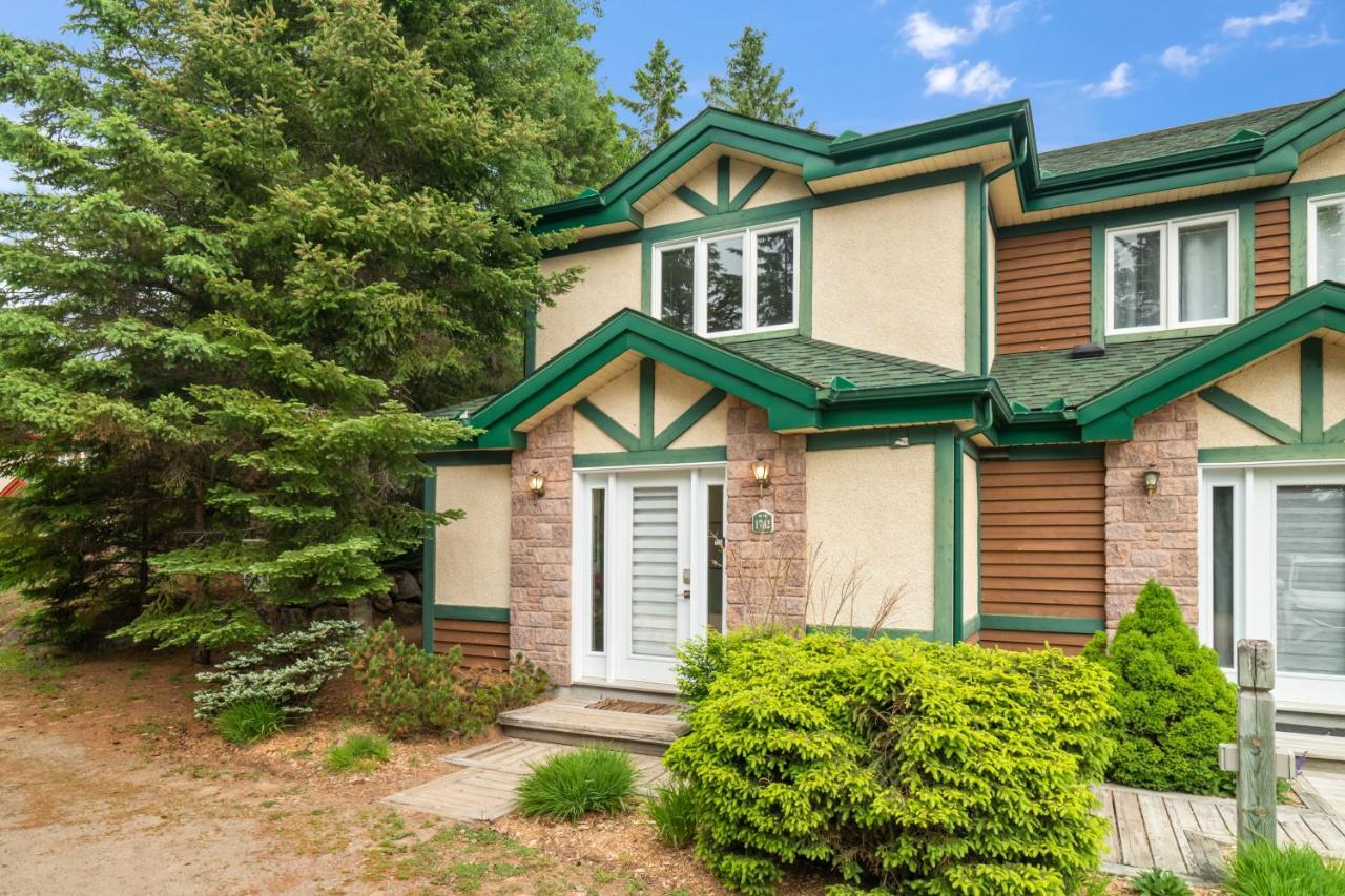 Modern Townhouse At L'aiglon - Close To Ski Holiday home *