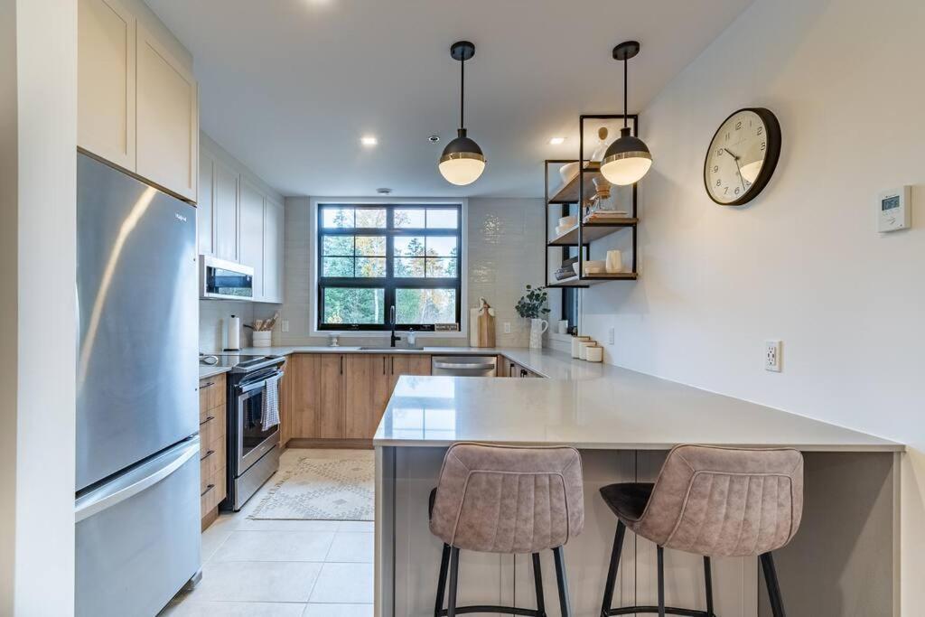 Apartment Tremblant Prestige - Les Eaux 215-6 Mont-Tremblant