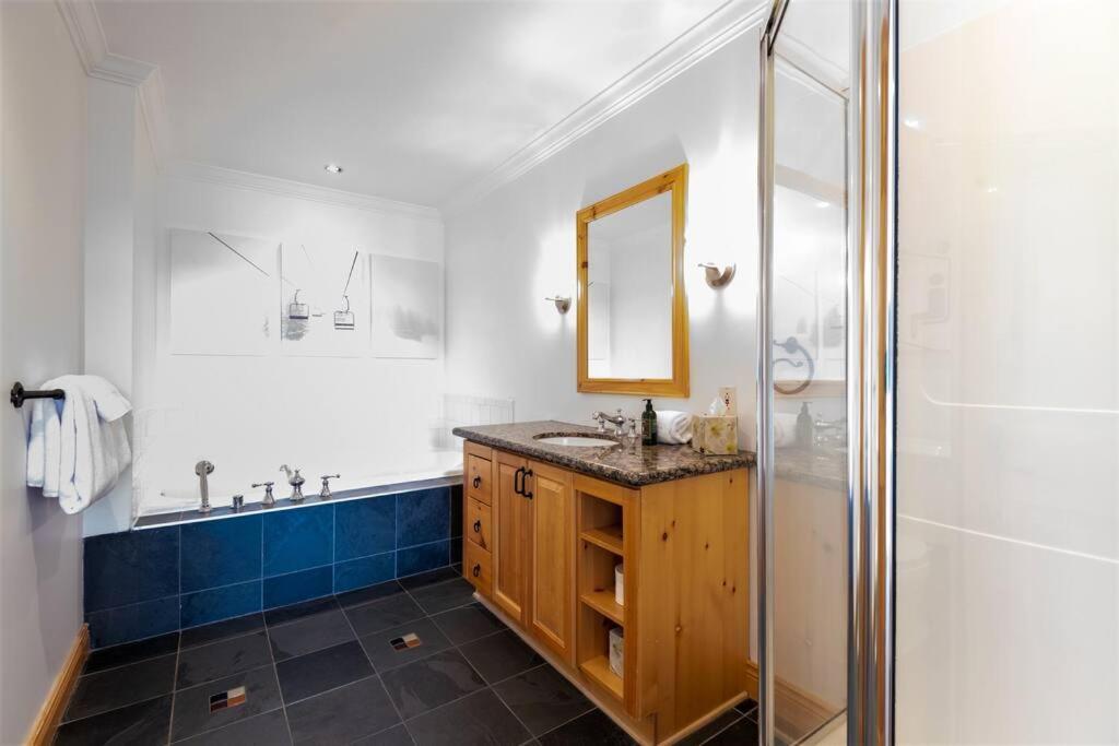 Tremblant Prestige - Altitude 168-9 Mont-Tremblant