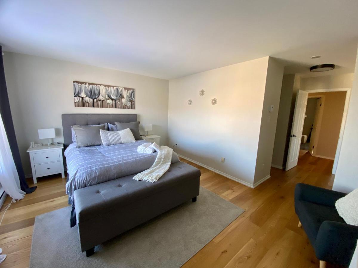Mountain View Fully Renovated 6-8 People * Mont-Tremblant