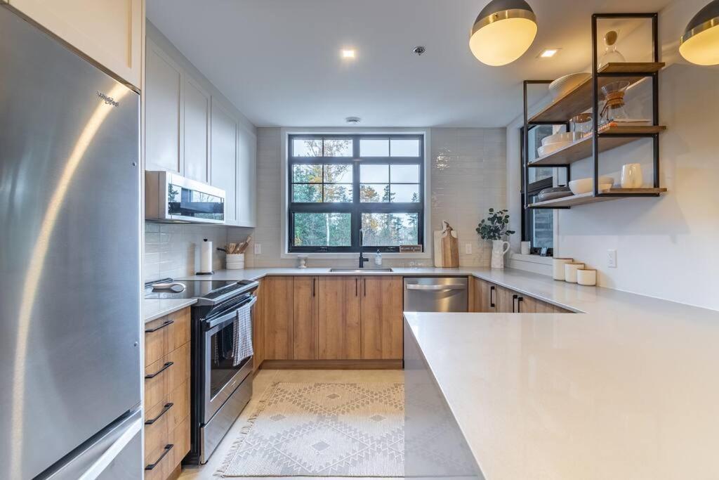 Apartment Tremblant Prestige - Les Eaux 215-6 Mont-Tremblant