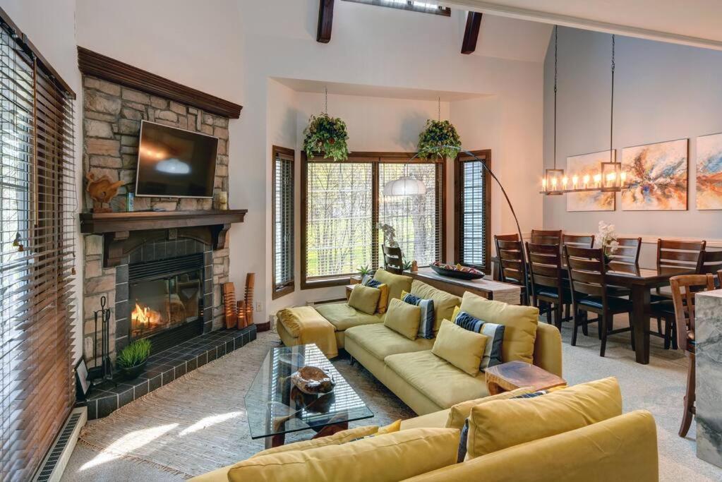 Apartment Tremblant Prestige - Manoir 118-10 *