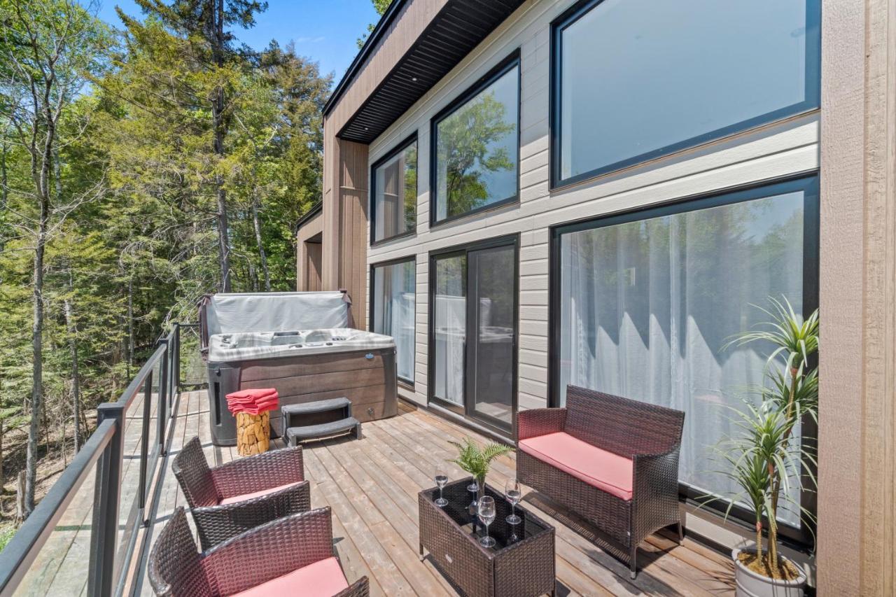 Chalet Luxurious Tremblant 4 Bdrs W Hot Tub B85 *