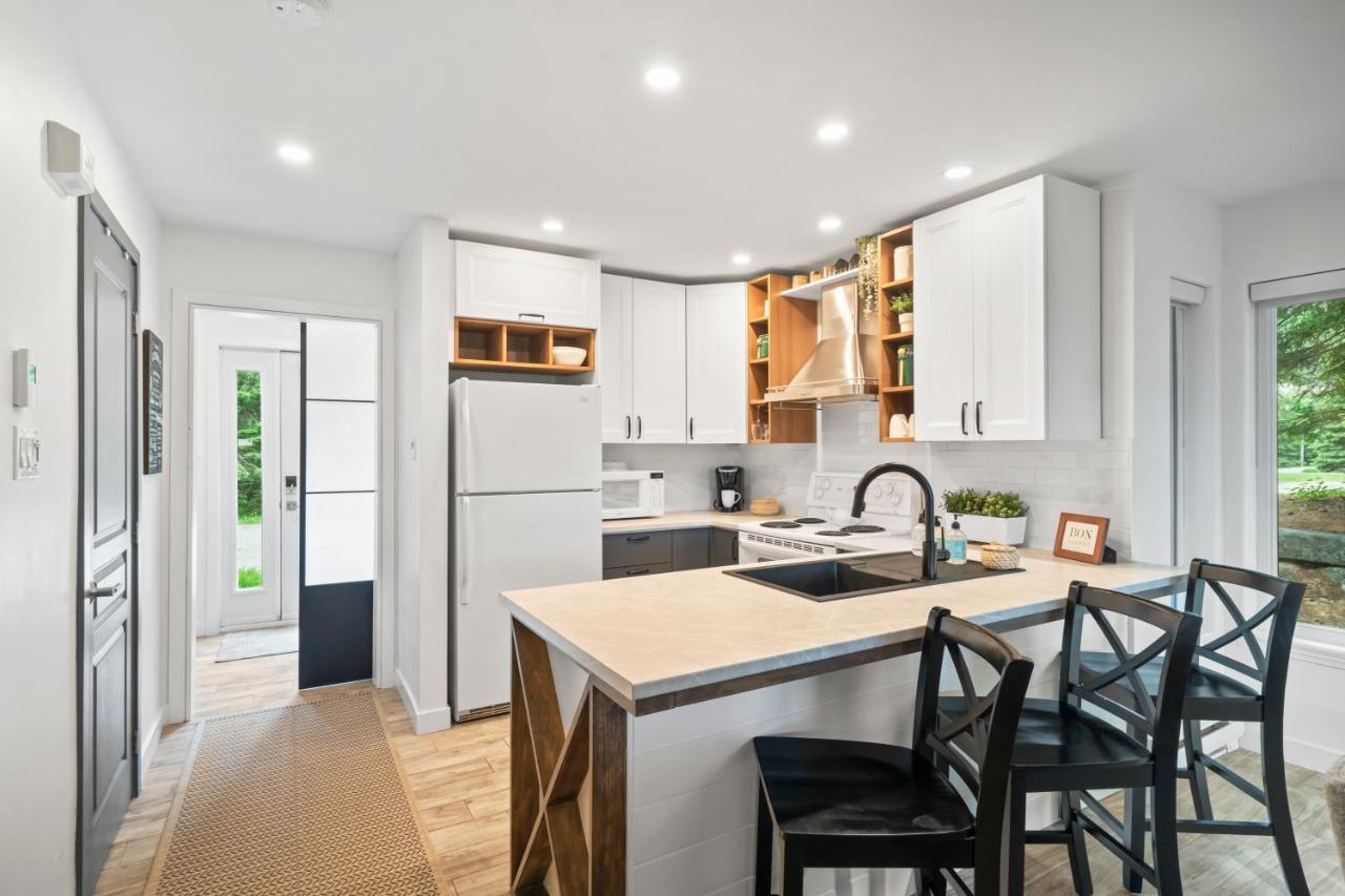 Holiday home Modern Townhouse At L'aiglon - Close To Ski Mont-Tremblant