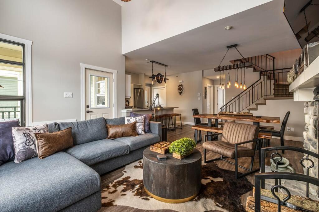 Tremblant Prestige - Les Eaux 227-5 Apartment