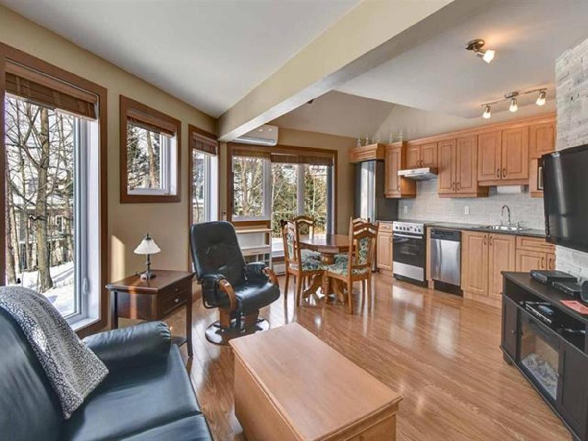 Bright Near The Lake By Globalstay Apartment Mont-Tremblant