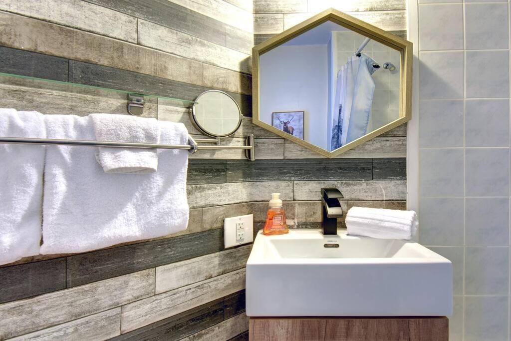 Holiday home Cozy In The Tremblant Village *