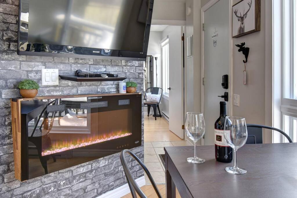 Cozy In The Tremblant Village Holiday home *