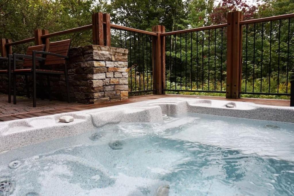 In/ski Out Luxury Tremblant Chalet