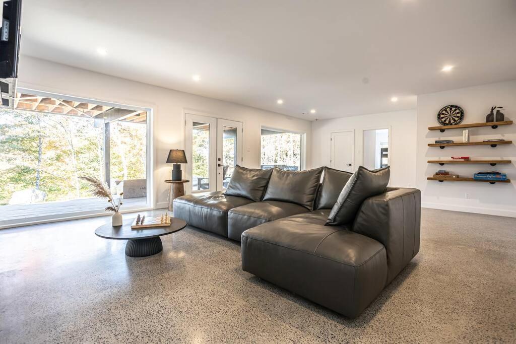 Chalet New Family For 12 People And Tremblant *