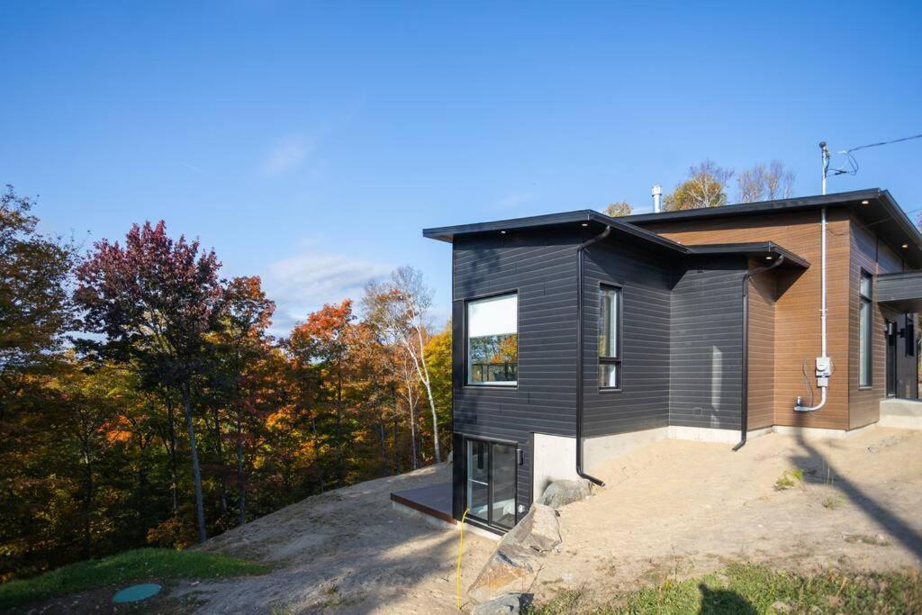 New Family For 12 People And Tremblant Chalet *