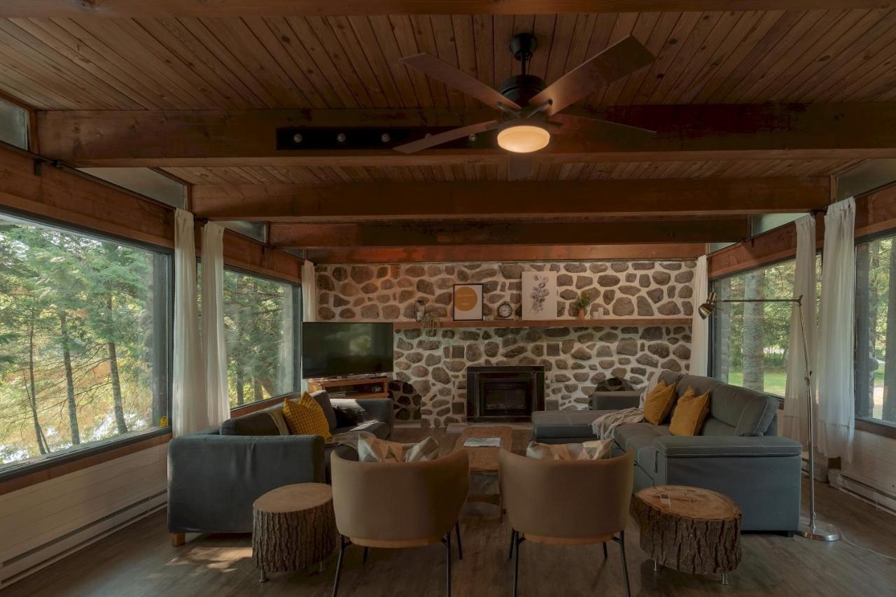 Chalet The Phoenix - Riverside With Mont-Tremblant