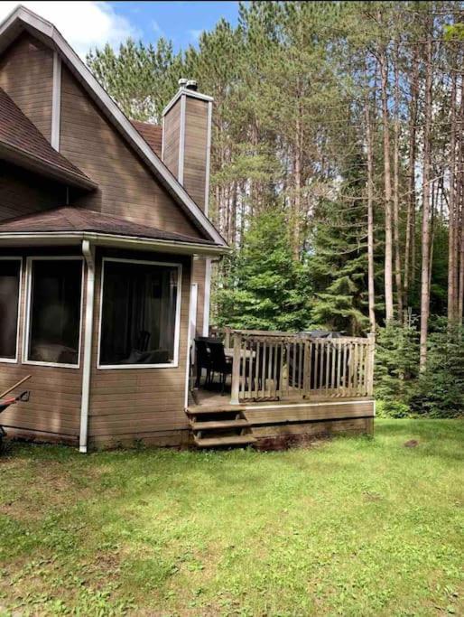 Holiday home Cozy Chalet In The Forest Mont-Tremblant