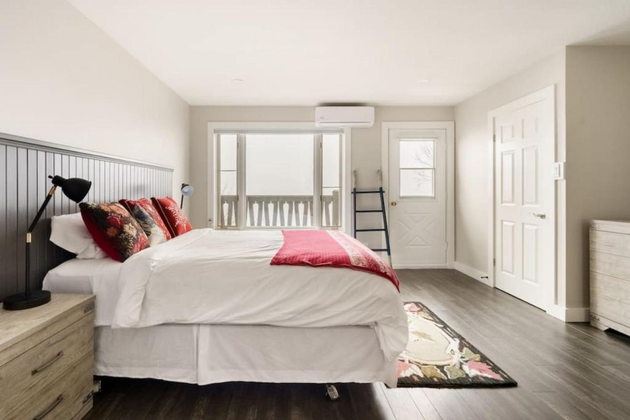 Holiday home Luxury With Rustic Minimalist Style Mont-Tremblant