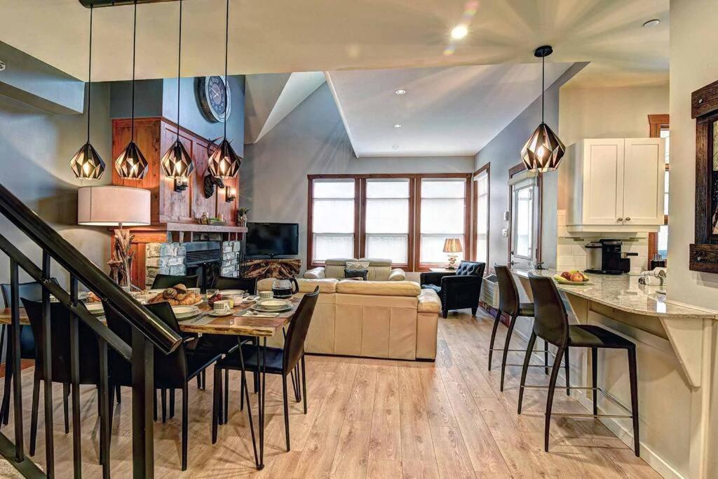 Chalet Tremblant Les Eaux B - *
