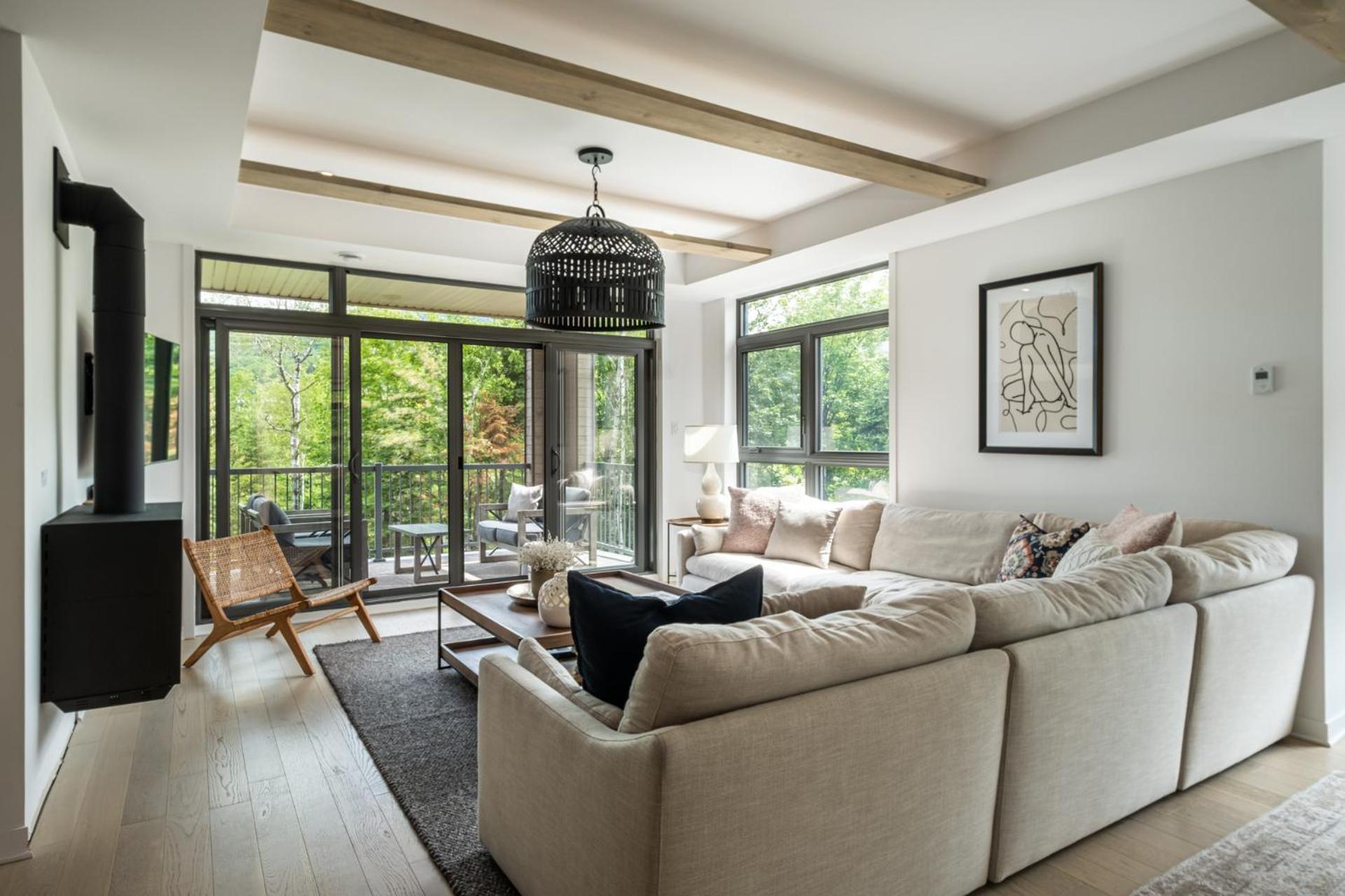 La Totale : Luxury 3 Bedroom At The Mountain Mont-Tremblant