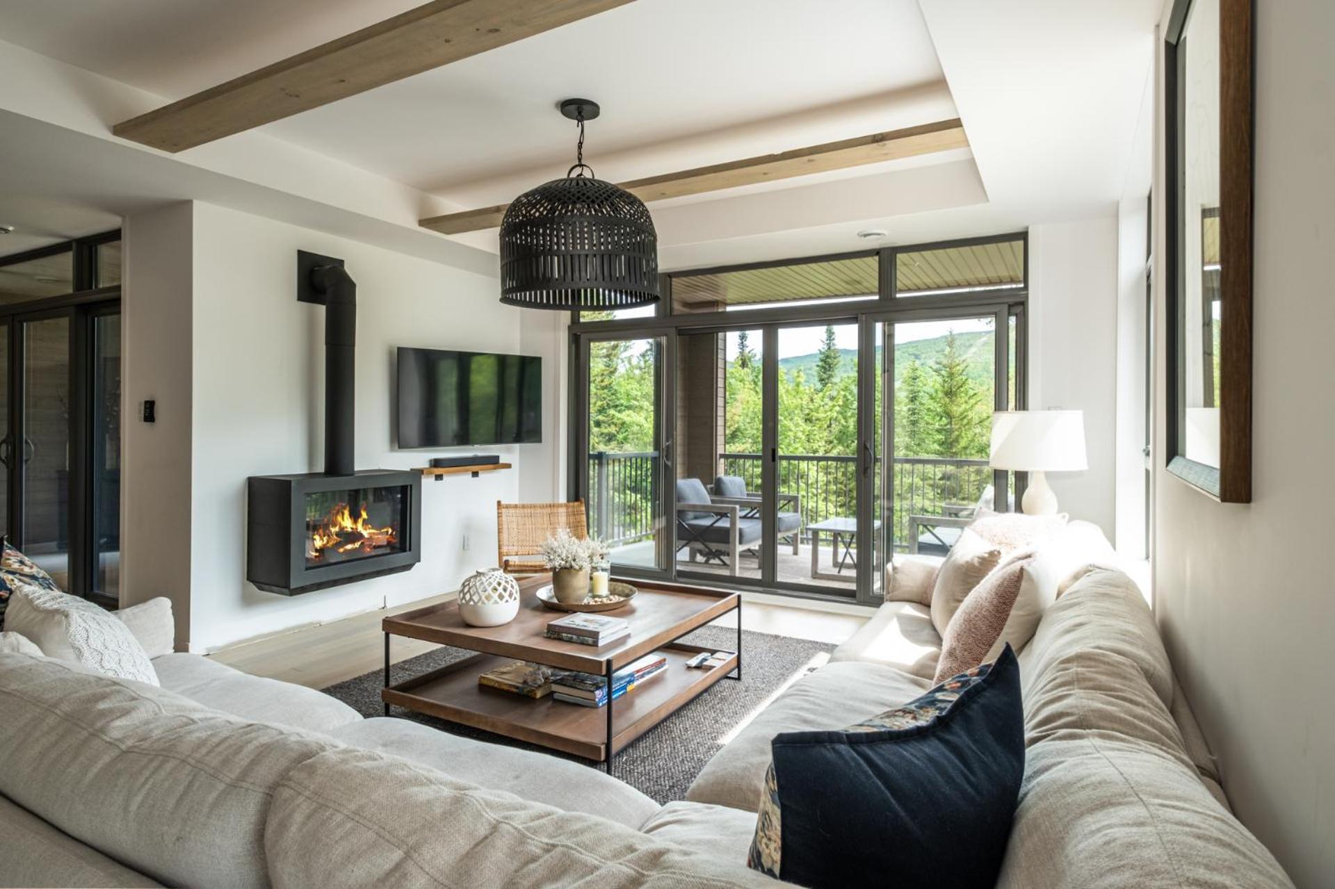 La Totale : Luxury 3 Bedroom At The Mountain Holiday home
