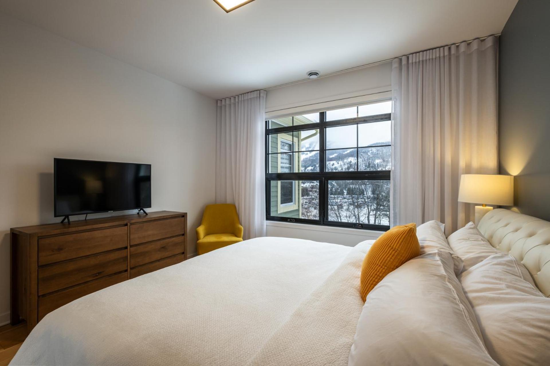 Tremblant Prestige - Les Eaux 215-8 * Mont-Tremblant