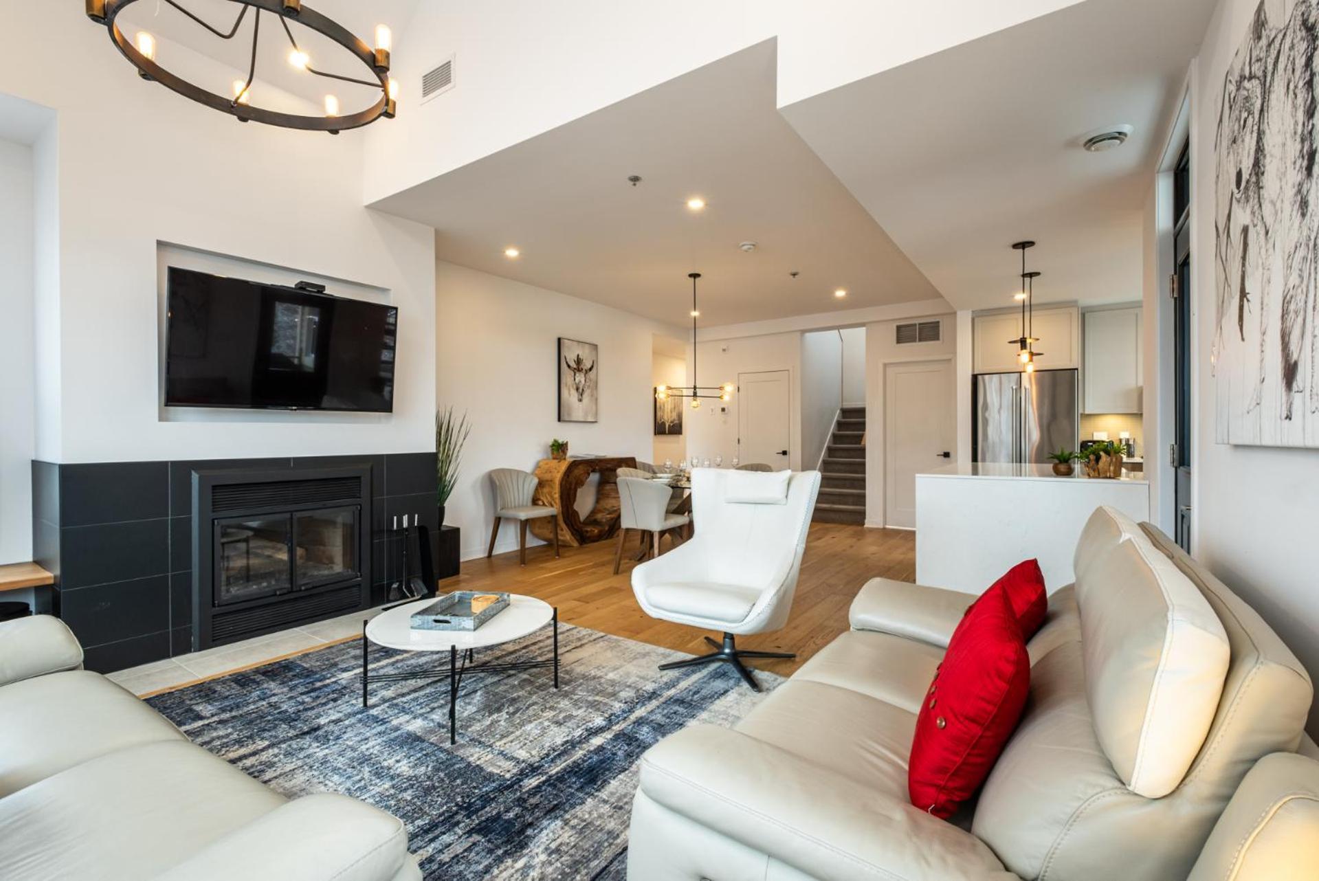 Apartment Tremblant Prestige - Les Eaux 215-8 *