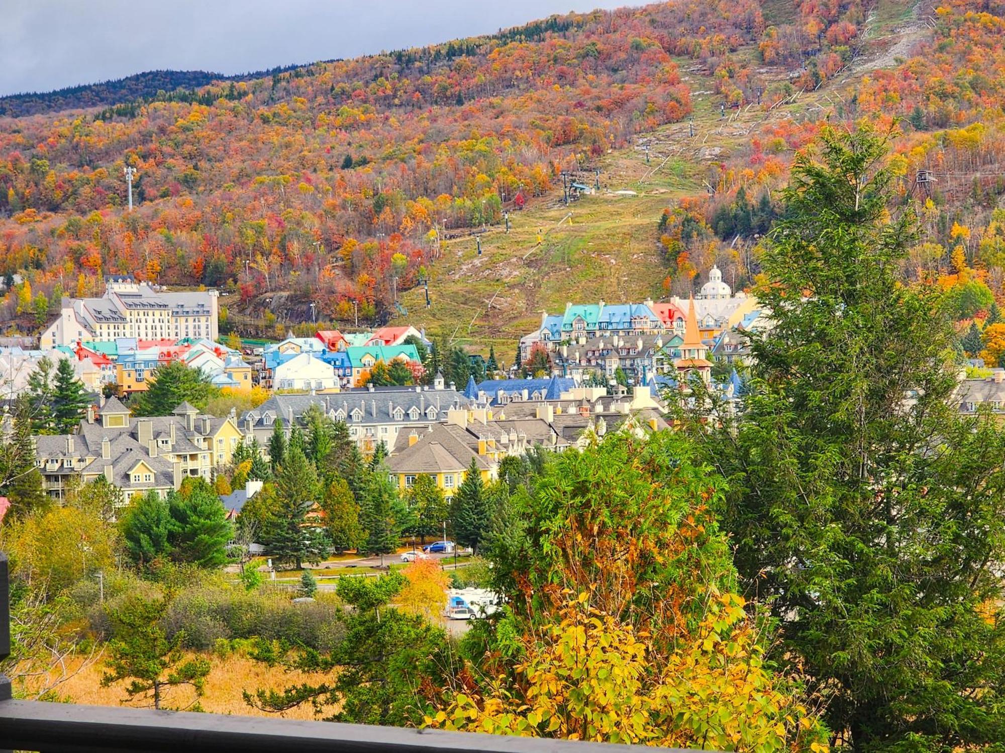 Tremblant Prestige - Les Eaux 215-8 *