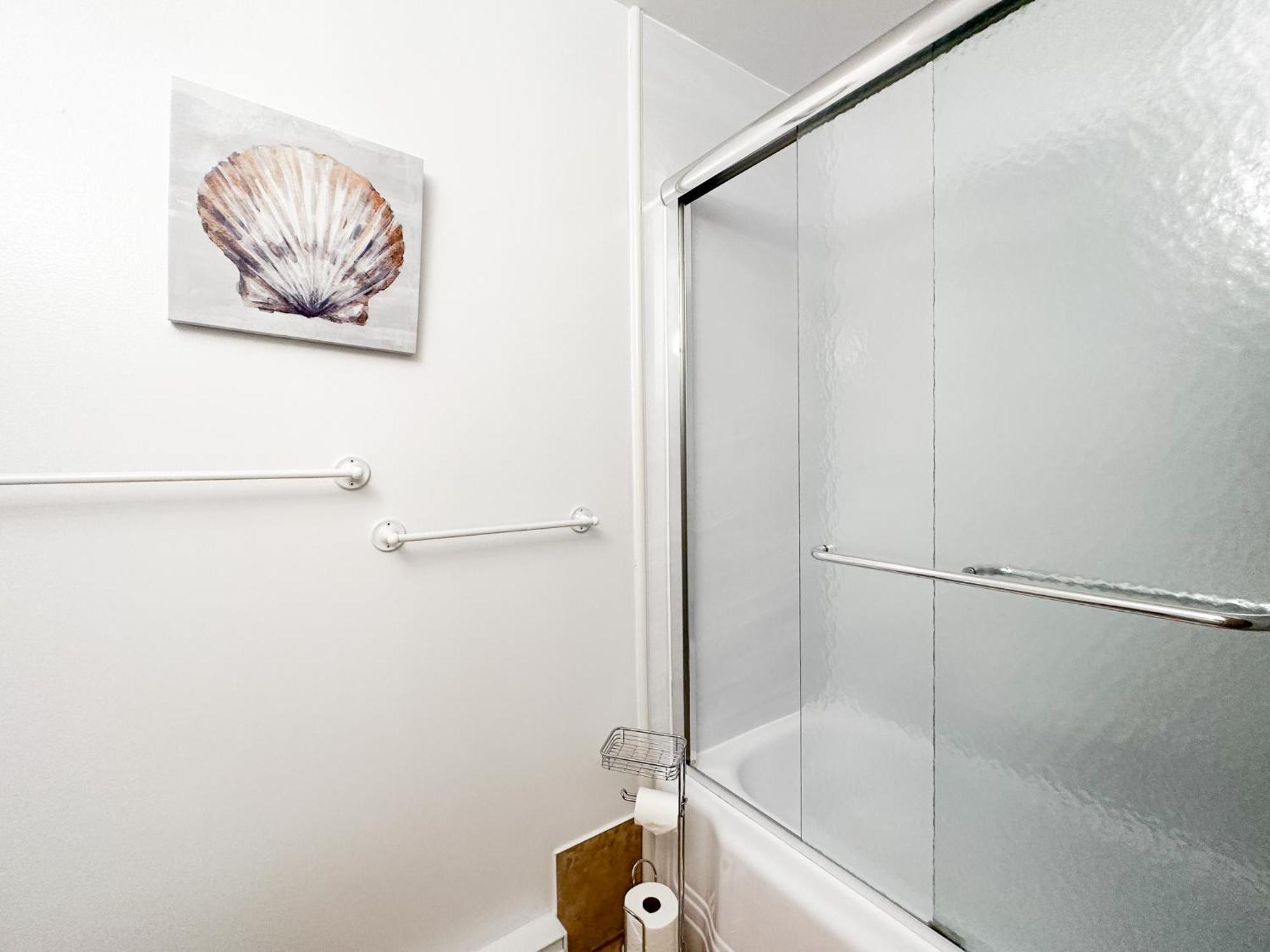 The Alpine Nest - 3 Beds - 4 Guests - Free Parking - Pool *