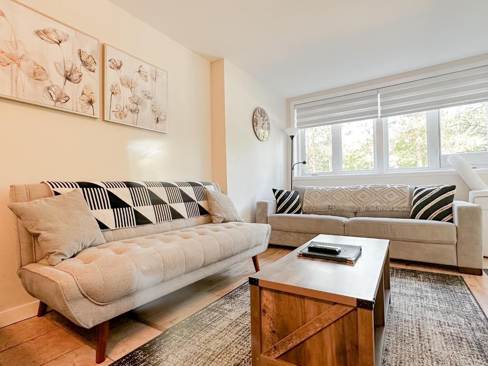 Apartment The Alpine Nest - 3 Beds - 4 Guests - Free Parking - Pool *
