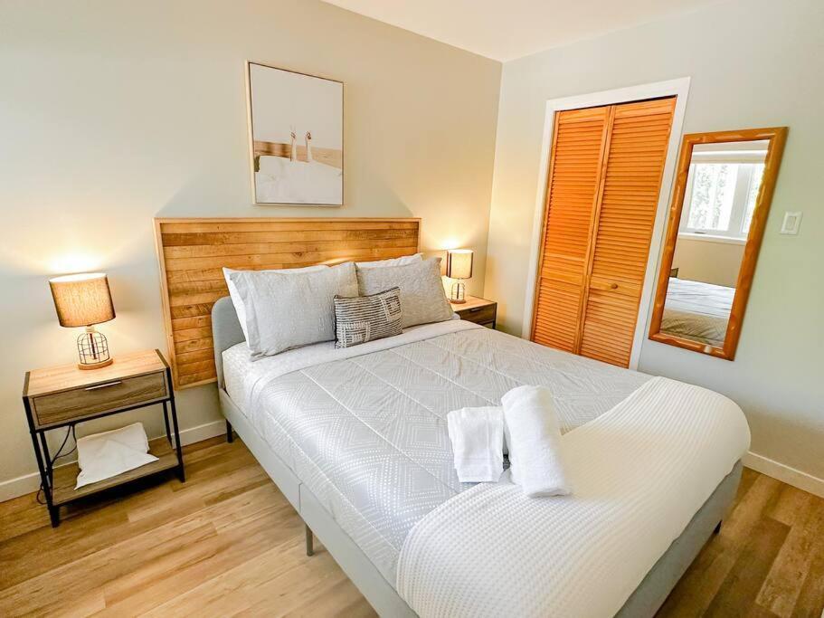 The Alpine Nest - 3 Beds - 4 Guests - Free Parking - Pool Apartment Mont-Tremblant