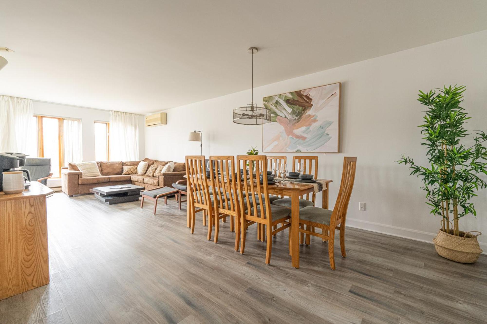 Big Sunshine Apartment *