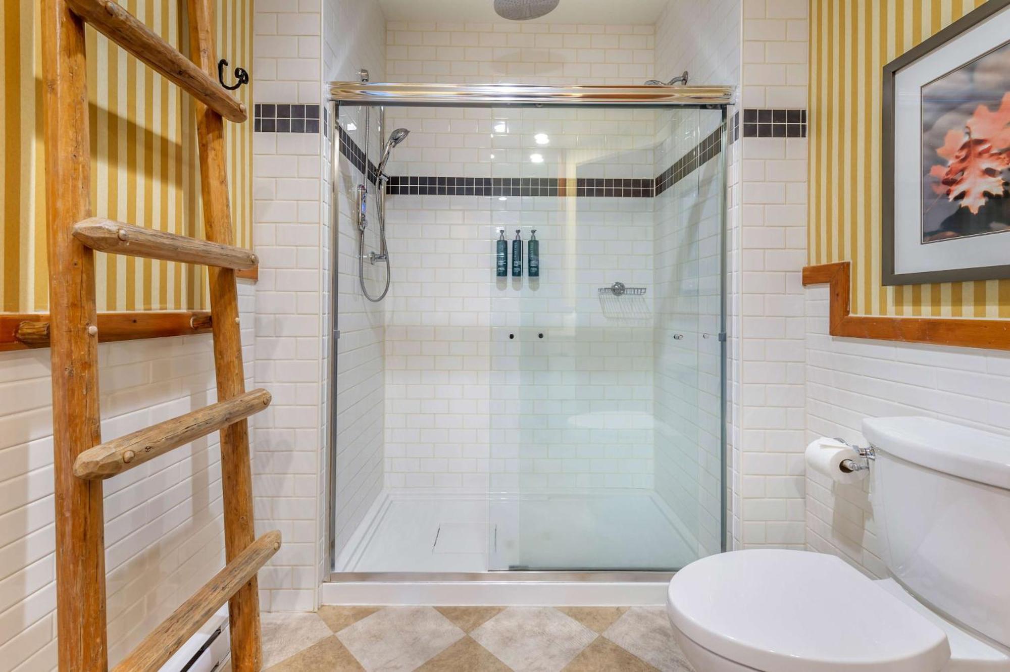 Hilton Grand Vacations Club Tremblant Canada Resort Mont-Tremblant