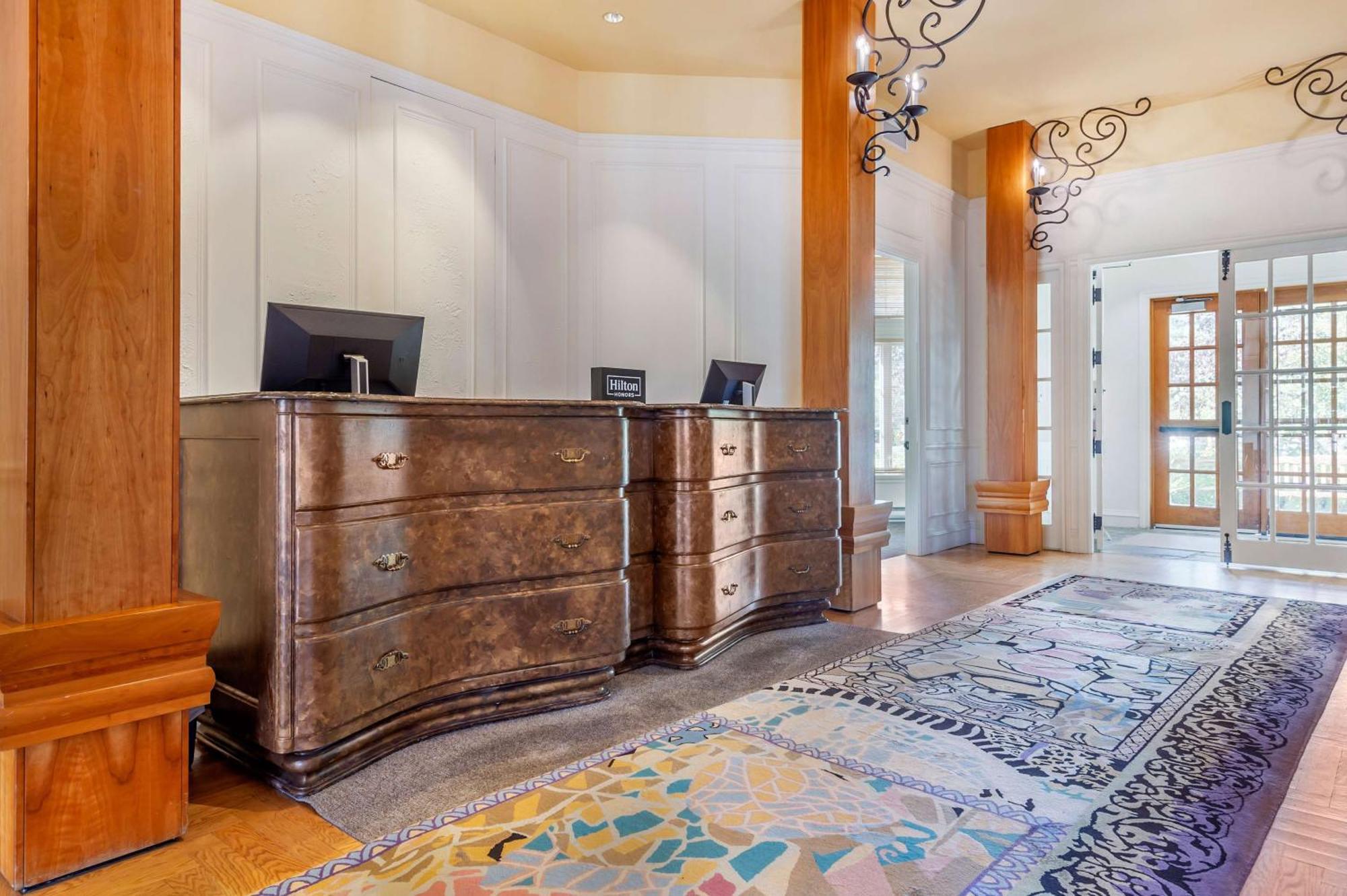 Resort Hilton Grand Vacations Club Tremblant Canada 3*