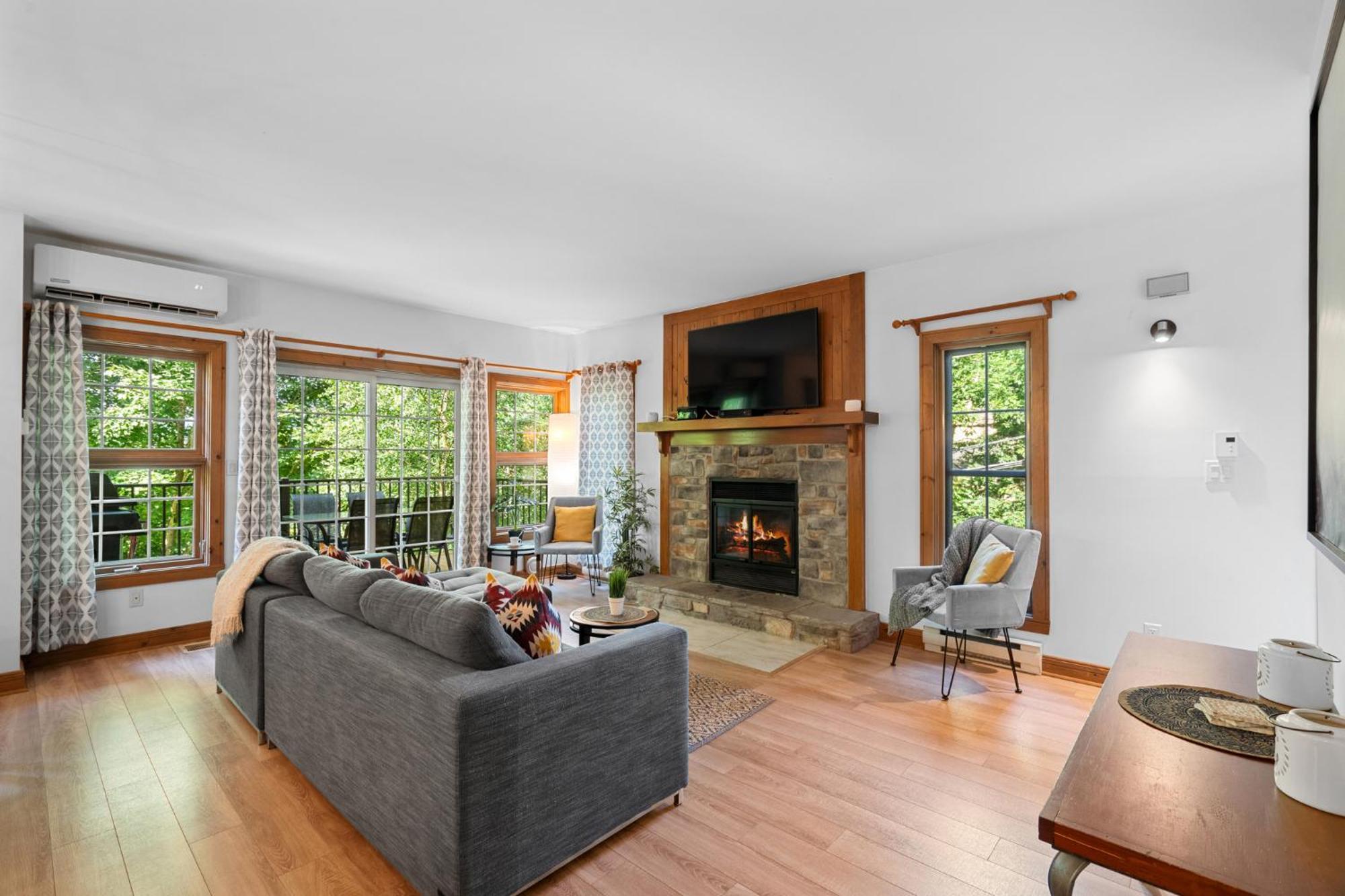 Les Falaises Tremblant - Inout W2bdrs Mont-Tremblant