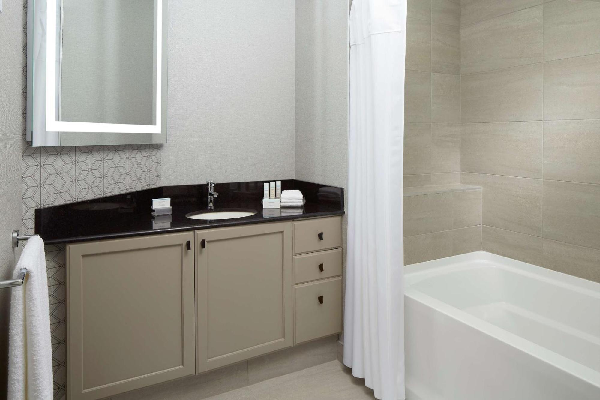 Homewood By Hilton 4*